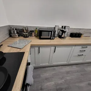 3 Bed House, Free Parking. Great For Work Crews - Sleep Rest Apartment Nottingham