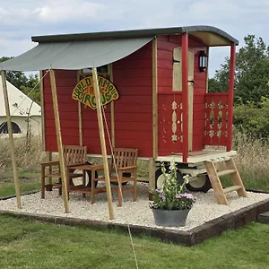 Restored Circus Wagon Holiday home